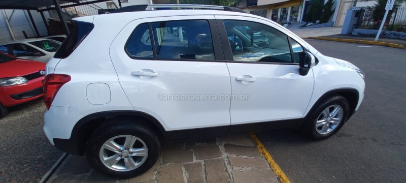 TRACKER 1.4 16V TURBO FLEX LT AUTOMÁTICO - 2018 - PICADA CAFé