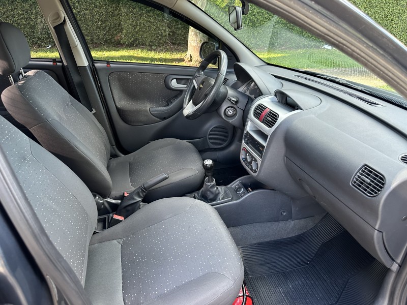 CORSA 1.4 MPFI PREMIUM SEDAN 8V FLEX 4P MANUAL - 2009 - CAXIAS DO SUL