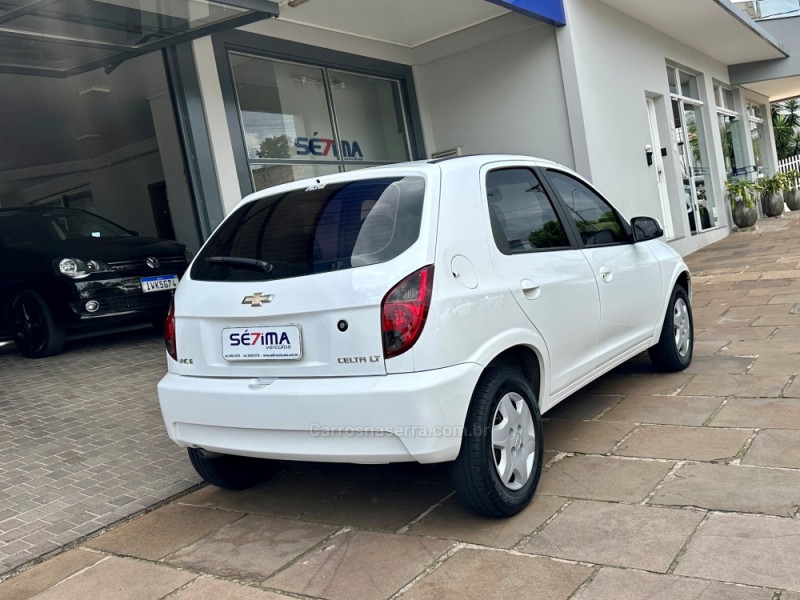 CELTA 1.0 VHCE LT 8V FLEX 4P MANUAL - 2014 - GUAPORé