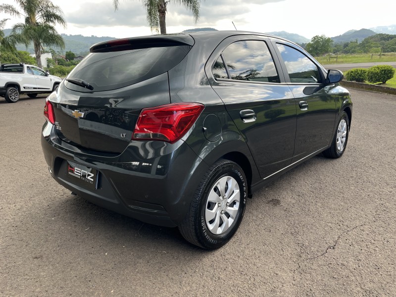 ONIX 1.0 LT 12V FLEX 4P MANUAL - 2019 - BOM PRINCíPIO