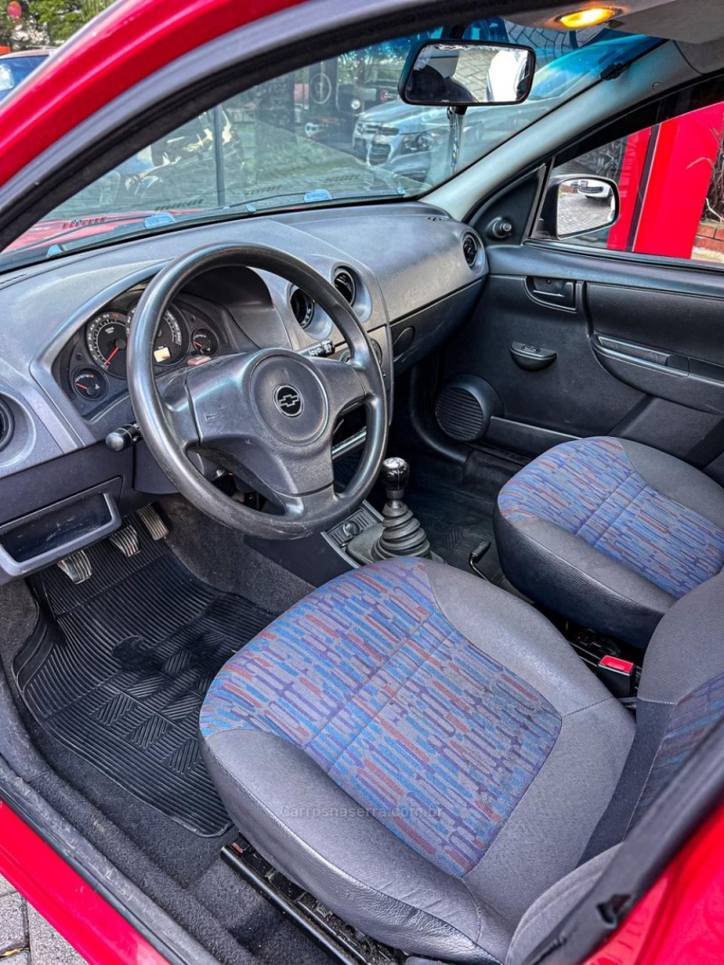 CELTA 1.0 MPFI LIFE 8V FLEX 4P MANUAL - 2010 - CANELA