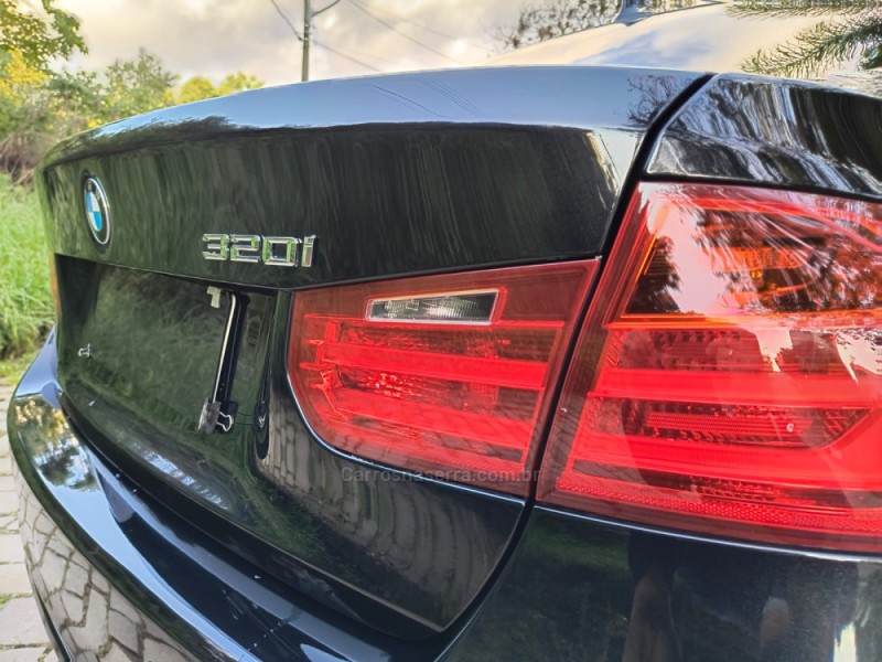 320I 2.0 SPORT 16V TURBO GASOLINA 4P AUTOMÁTICO - 2013 - CAXIAS DO SUL