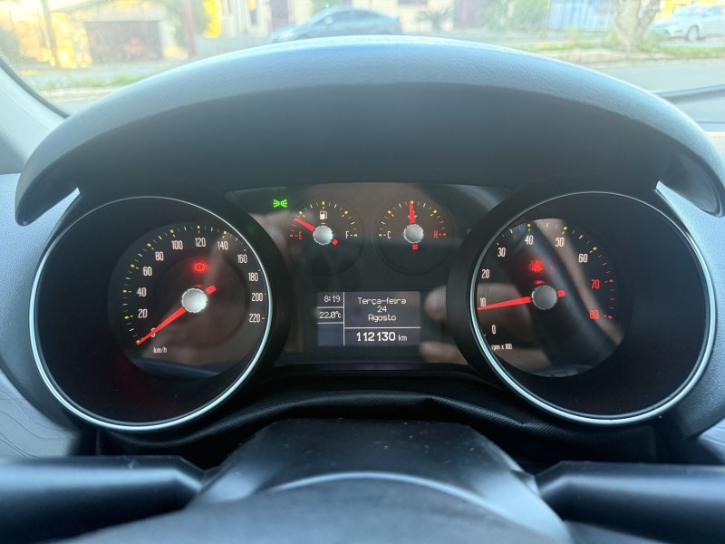 PUNTO 1.6 ESSENCE SP 16V FLEX 4P MANUAL - 2016 - FARROUPILHA