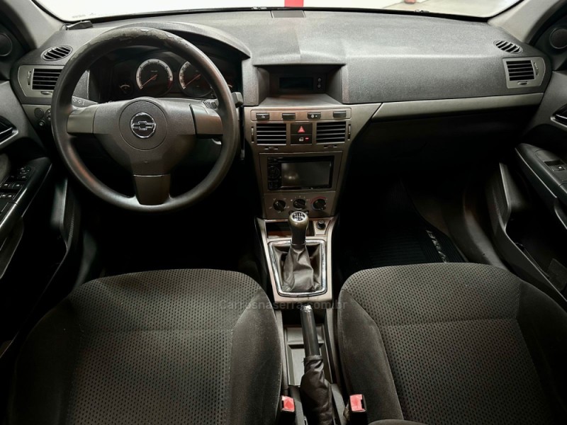 VECTRA 2.0 MPFI GT HATCH 8V FLEX 4P MANUAL - 2010 - CAXIAS DO SUL