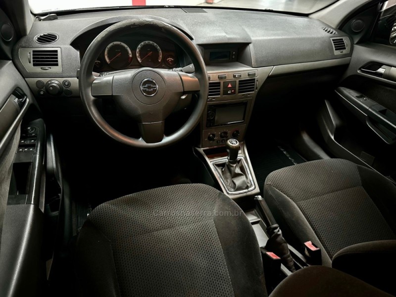 VECTRA 2.0 MPFI GT HATCH 8V FLEX 4P MANUAL - 2010 - CAXIAS DO SUL