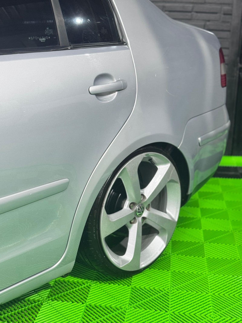 POLO SEDAN 1.6 MI 8V FLEX 4P MANUAL - 2005 - FELIZ