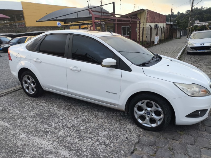 focus 2.0 titanium sedan 16v flex 4p automatico 2012 farroupilha
