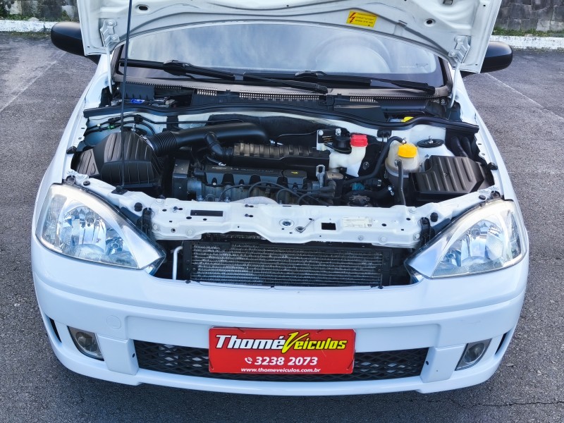 CORSA 1.4 MPFI MAXX 8V FLEX 4P MANUAL - 2011 - CAXIAS DO SUL