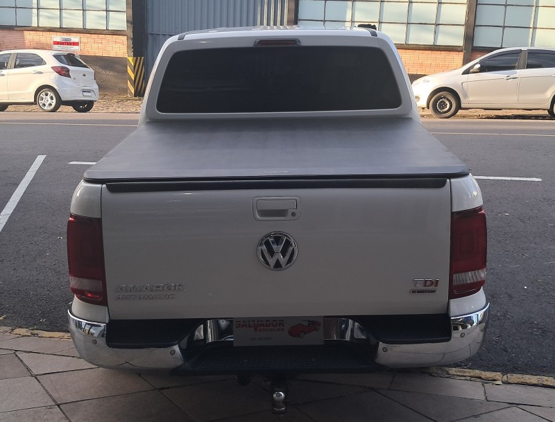 AMAROK 2.0 HIGHLINE 4X4 CD 16V TURBO INTERCOOLER DIESEL 4P AUTOMÁTICO - 2017 - FLORES DA CUNHA