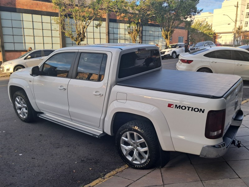 AMAROK 2.0 HIGHLINE 4X4 CD 16V TURBO INTERCOOLER DIESEL 4P AUTOMÁTICO - 2017 - FLORES DA CUNHA