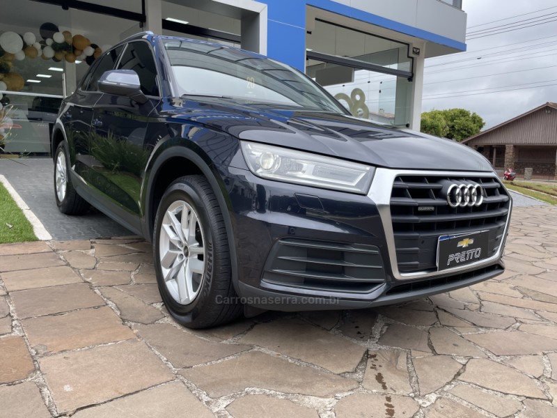 Q5 2.0 55 TFSI PHEV SPORTBACK PERFORMANCE BLACK QUATTRO HÍBRIDO 4P AUTOMÁTICO - 2020 - GUAPORé
