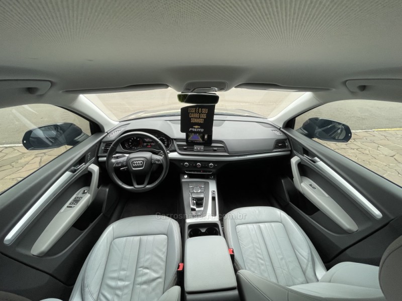 Q5 2.0 55 TFSI PHEV SPORTBACK PERFORMANCE BLACK QUATTRO HÍBRIDO 4P AUTOMÁTICO - 2020 - GUAPORé