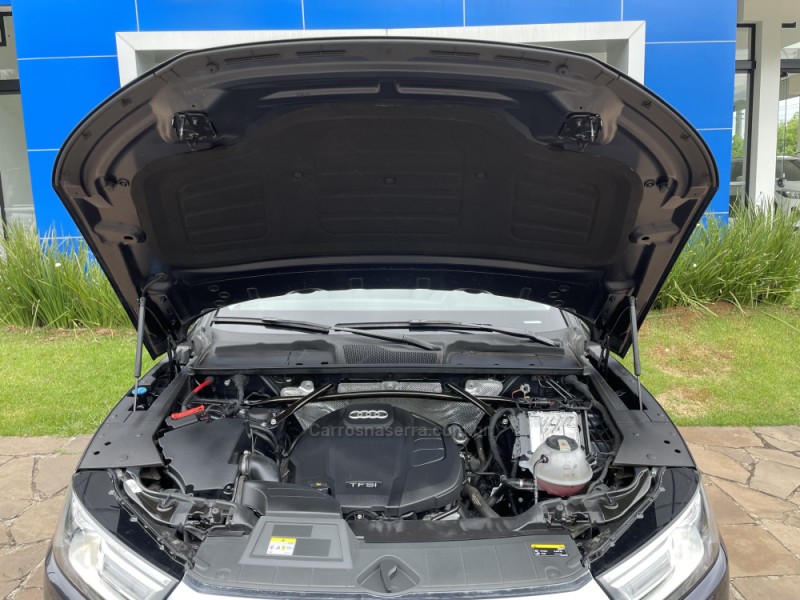 Q5 2.0 55 TFSI PHEV SPORTBACK PERFORMANCE BLACK QUATTRO HÍBRIDO 4P AUTOMÁTICO - 2020 - GUAPORé