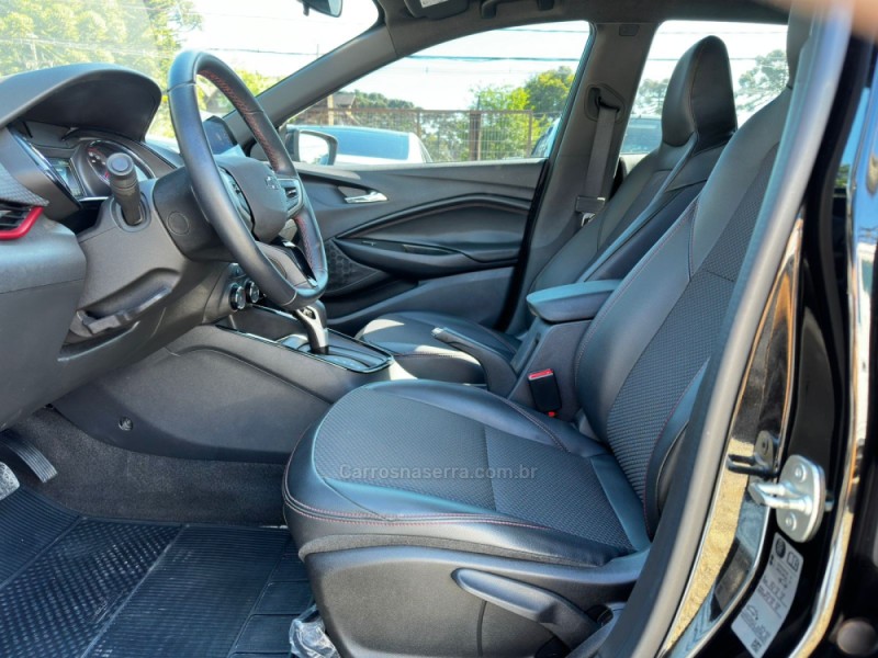 ONIX 1.0 HATCH RS 12V TURBO 4P AUTOMÁTICO - 2024 - CANELA