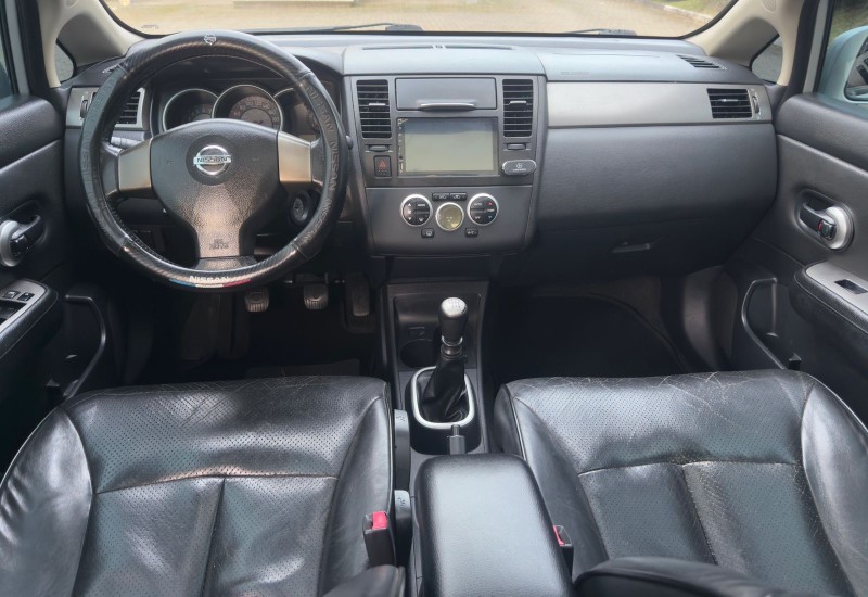 TIIDA 1.8 SL 16V GASOLINA 4P MANUAL - 2008 - CANELA