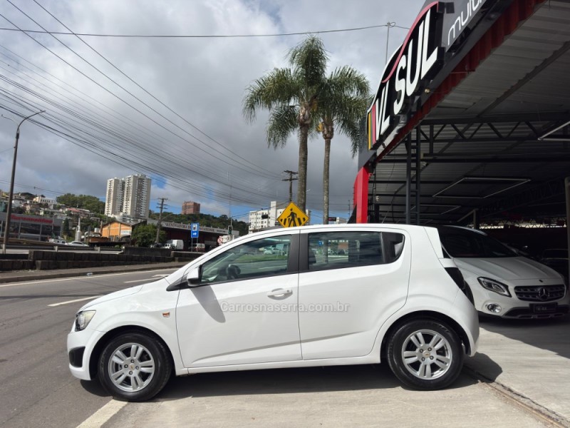 SONIC 1.6 LT 16V FLEX 4P MANUAL - 2014 - CAXIAS DO SUL