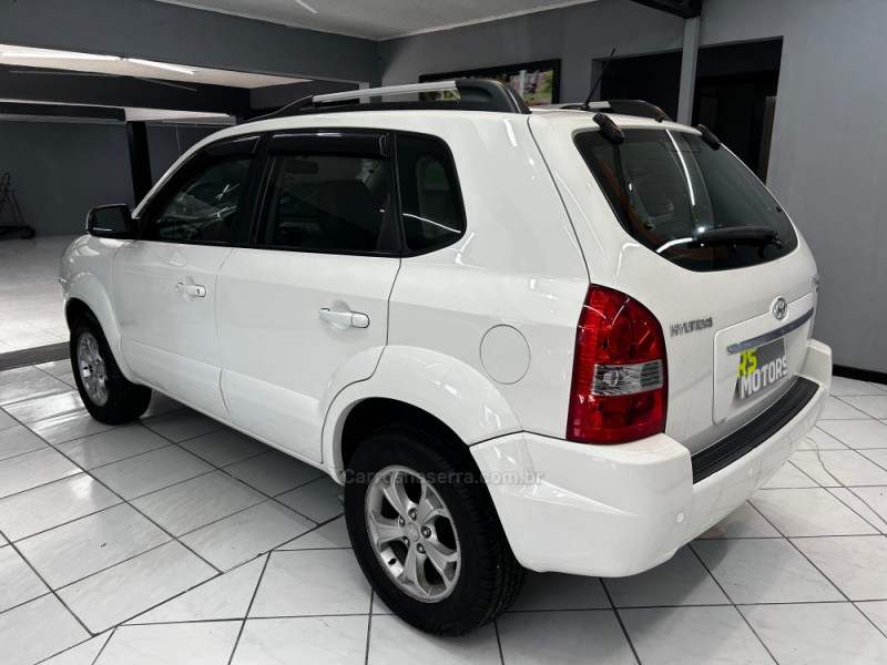 TUCSON 2.0 MPFI GLS 16V 143CV 2WD FLEX 4P AUTOMÁTICO - 2016 - CAXIAS DO SUL