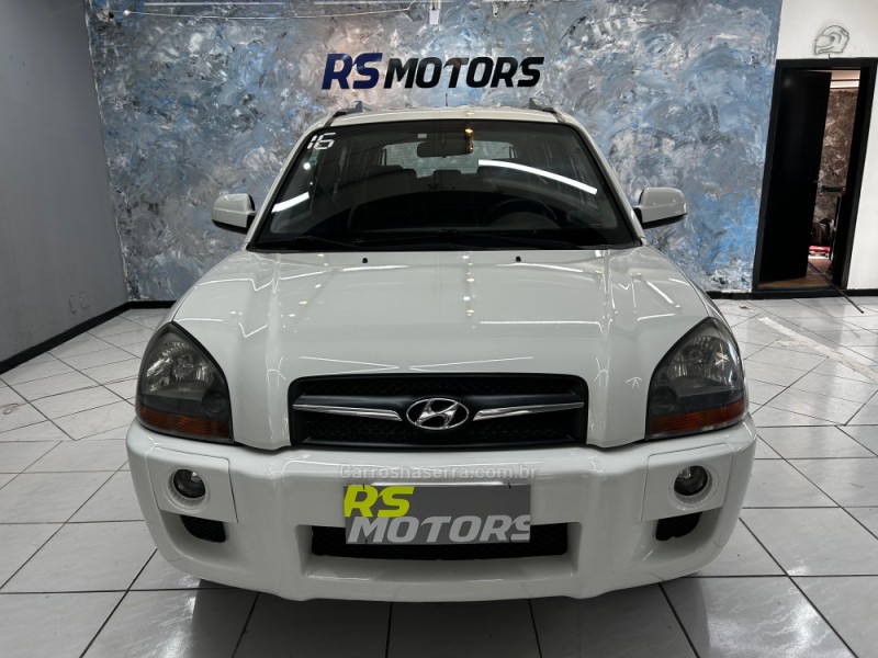 TUCSON 2.0 MPFI GLS 16V 143CV 2WD FLEX 4P AUTOMÁTICO - 2016 - CAXIAS DO SUL