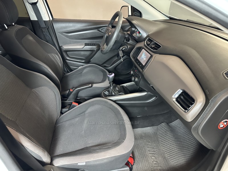 PRISMA 1.4 MPFI LTZ 8V FLEX 4P MANUAL - 2016 - SAPIRANGA