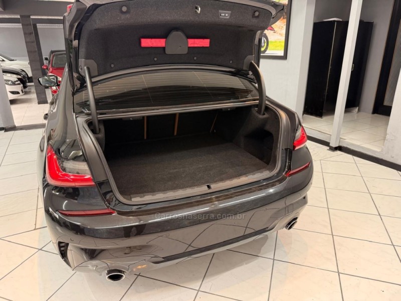 330I 2.0 M SPORT 16V GASOLINA 4P AUTOMÁTICO - 2020 - CAXIAS DO SUL
