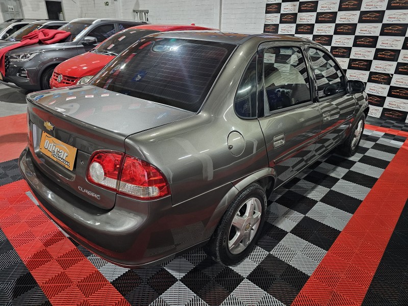 CLASSIC 1.0 MPFI VHC ADVANTAGE 8V FLEX 4P MANUAL - 2015 - CAXIAS DO SUL