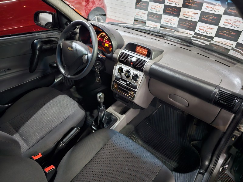 CLASSIC 1.0 MPFI VHC ADVANTAGE 8V FLEX 4P MANUAL - 2015 - CAXIAS DO SUL