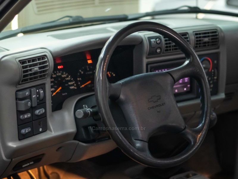 BLAZER 4.3 SFI DLX 4X4 V6 12V GASOLINA 4P MANUAL - 1998 - CAXIAS DO SUL