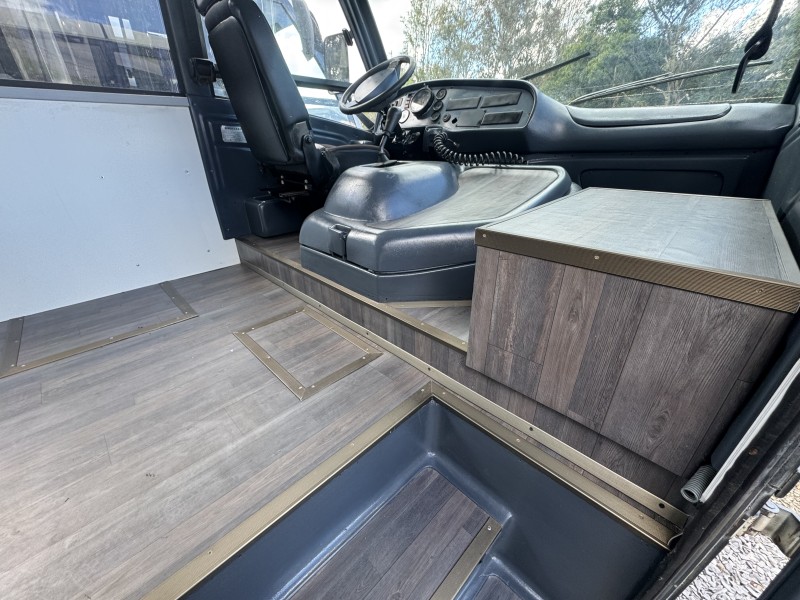 VOLARE EXECUTIVO A8 - 2005 - CAXIAS DO SUL