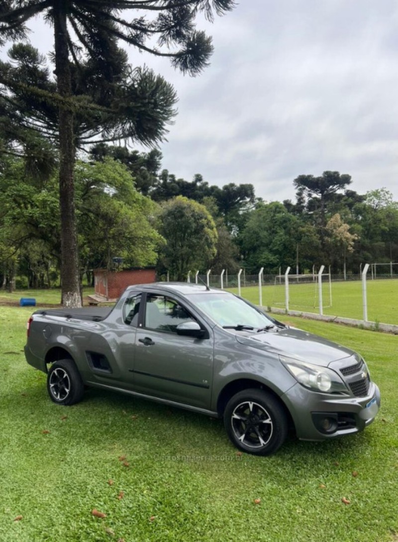 MONTANA 1.4 MPFI LS CS 8V FLEX 2P MANUAL - 2012 - CARLOS BARBOSA