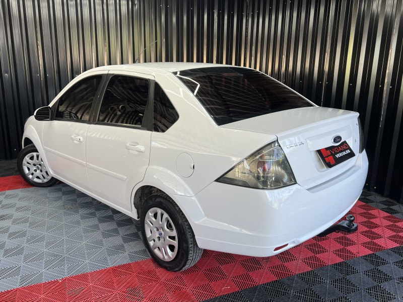 FIESTA 1.6 ROCAM 8V FLEX 4P MANUAL - 2011 - CAXIAS DO SUL