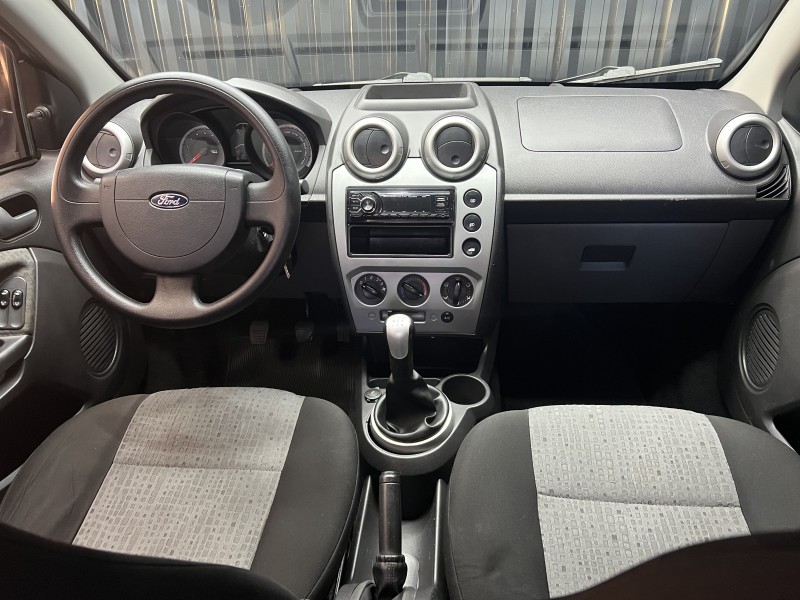 FIESTA 1.6 ROCAM 8V FLEX 4P MANUAL - 2011 - CAXIAS DO SUL