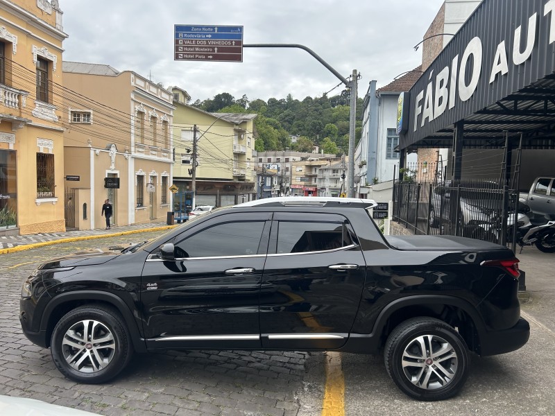 toro 2.0 16v turbo diesel volcano at9 4x4 automatico 2018 garibaldi