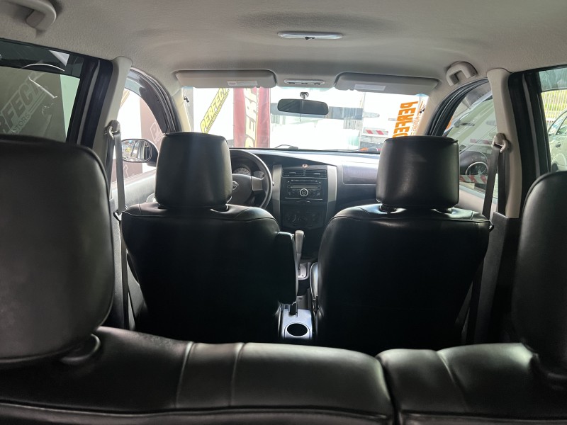 LIVINA 1.8 S 16V FLEX 4P AUTOMÁTICO - 2013 - PORTãO