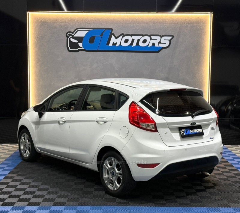 FIESTA 1.6 ROCAM SE PLUS 8V FLEX 4P MANUAL - 2014 - NOVO HAMBURGO