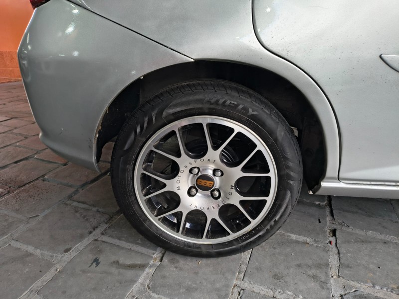 FIT 1.4 LXL 8V GASOLINA 4P AUTOMÁTICO - 2004 - CAXIAS DO SUL