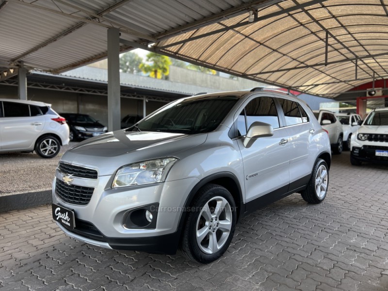 tracker 1.8 mpfi ltz 4x2 16v flex 4p automatico 2015 bom principio