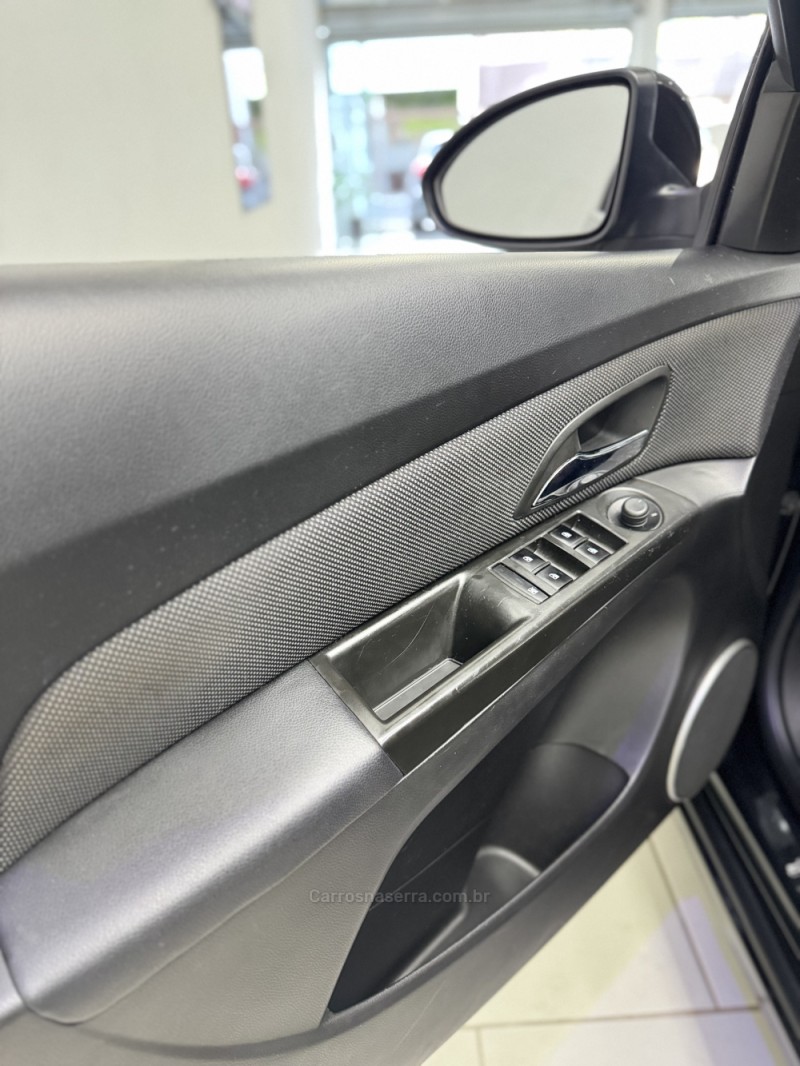 CRUZE 1.8 LT 16V FLEX 4P MANUAL - 2012 - CAXIAS DO SUL