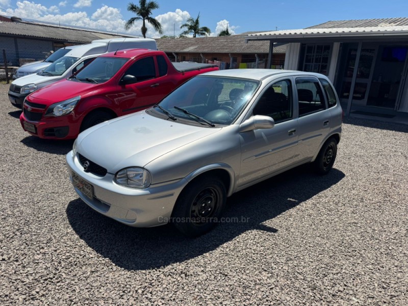 corsa 1.0 mpfi milenium 8v gasolina 4p manual 2002 igrejinha