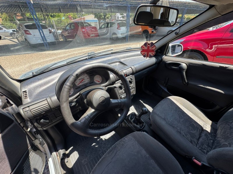 CORSA 1.0 MPFI MILENIUM 8V GASOLINA 4P MANUAL - 2002 - IGREJINHA