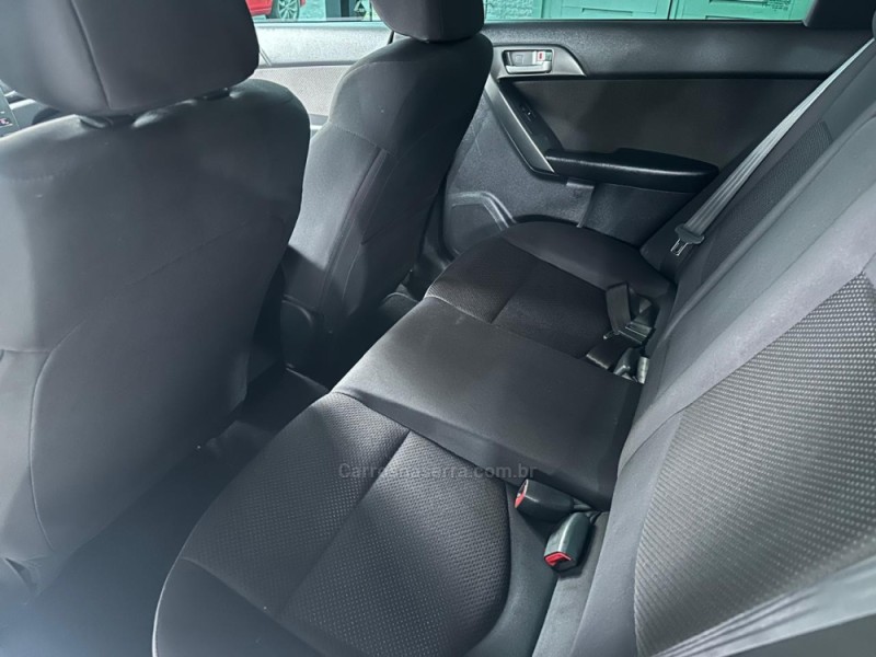 CERATO 1.6 EX3 SEDAN 16V GASOLINA 4P MANUAL - 2011 - CAMPO BOM