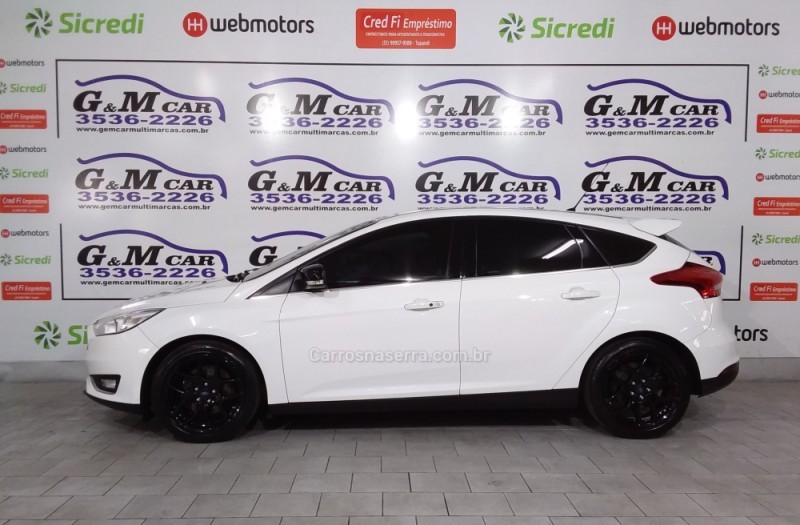 FOCUS 2.0 TITANIUM PLUS 16V FLEX 4P AUTOMÁTICO - 2016 - SãO SEBASTIãO DO CAí