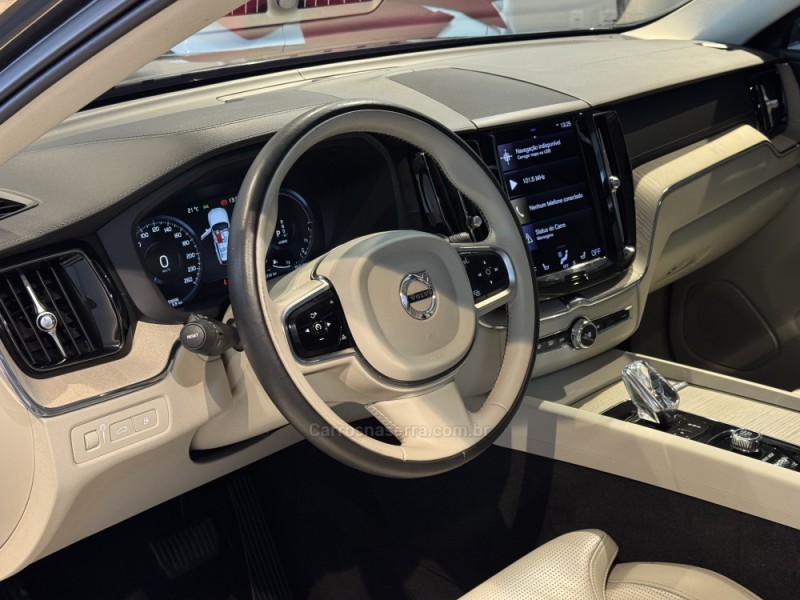 XC60 2.0 T8 INSCRIPTION 4P HYBRID AUTOMÁTICO - 2021 - CAXIAS DO SUL