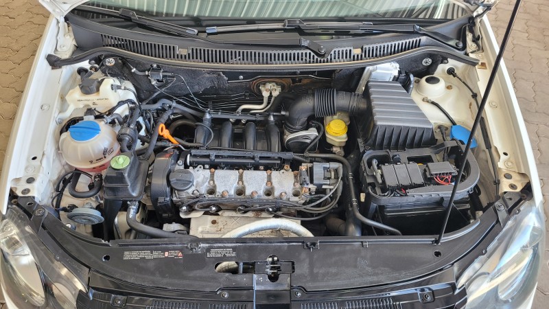 POLO SEDAN 1.6 MI 8V FLEX 4P MANUAL - 2012 - GARIBALDI