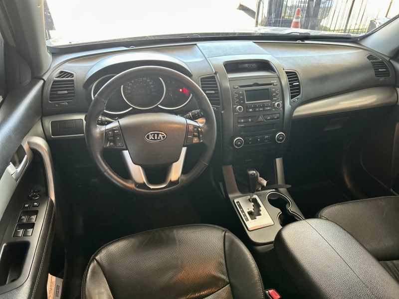 SORENTO 2.4 EX 4X2 16V GASOLINA 4P AUTOMÁTICO - 2012 - SãO SEBASTIãO DO CAí