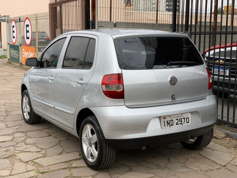FOX 1.6 MI PLUS 8V FLEX 4P MANUAL - 2006 - CAXIAS DO SUL