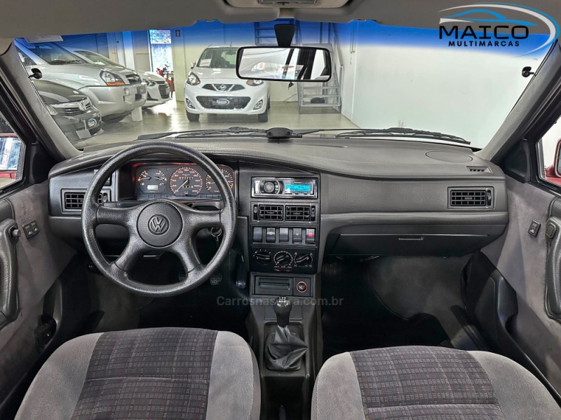 SANTANA 2.0 MI 8V GASOLINA 4P MANUAL - 1998 - NOVO HAMBURGO