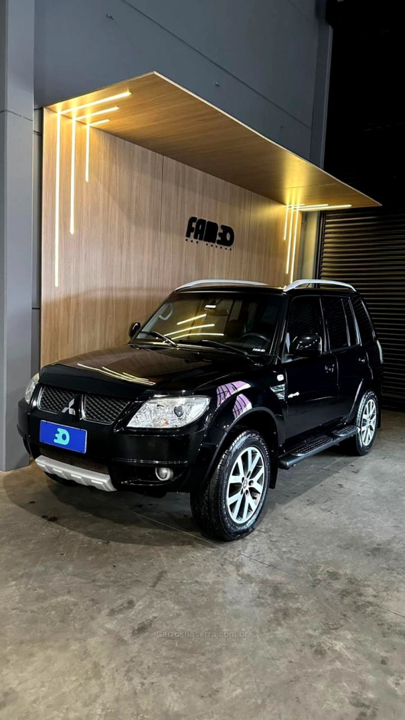 PAJERO TR4 2.0 4X4 16V 131CV GASOLINA 4P AUTOMÁTICO - 2014 - LAJEADO