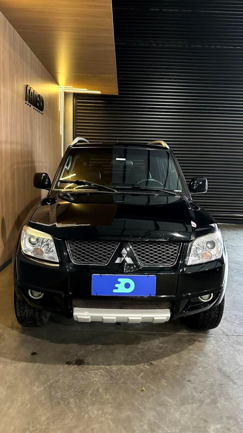 PAJERO TR4 2.0 4X4 16V 131CV GASOLINA 4P AUTOMÁTICO - 2014 - LAJEADO