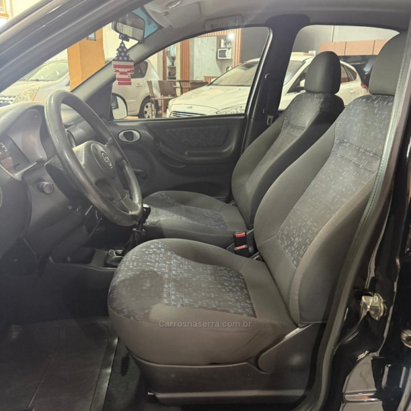 CELTA 1.0 MPFI 8V GASOLINA 4P MANUAL - 2005 - SAPUCAIA DO SUL