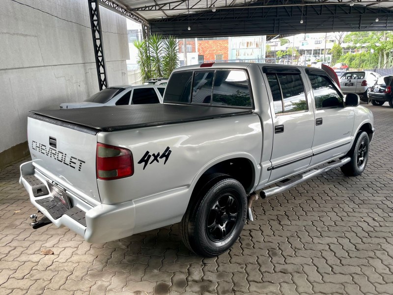 S10 2.5 DELUXE 4X4 CD 8V DIESEL 4P MANUAL - 1999 - CAXIAS DO SUL